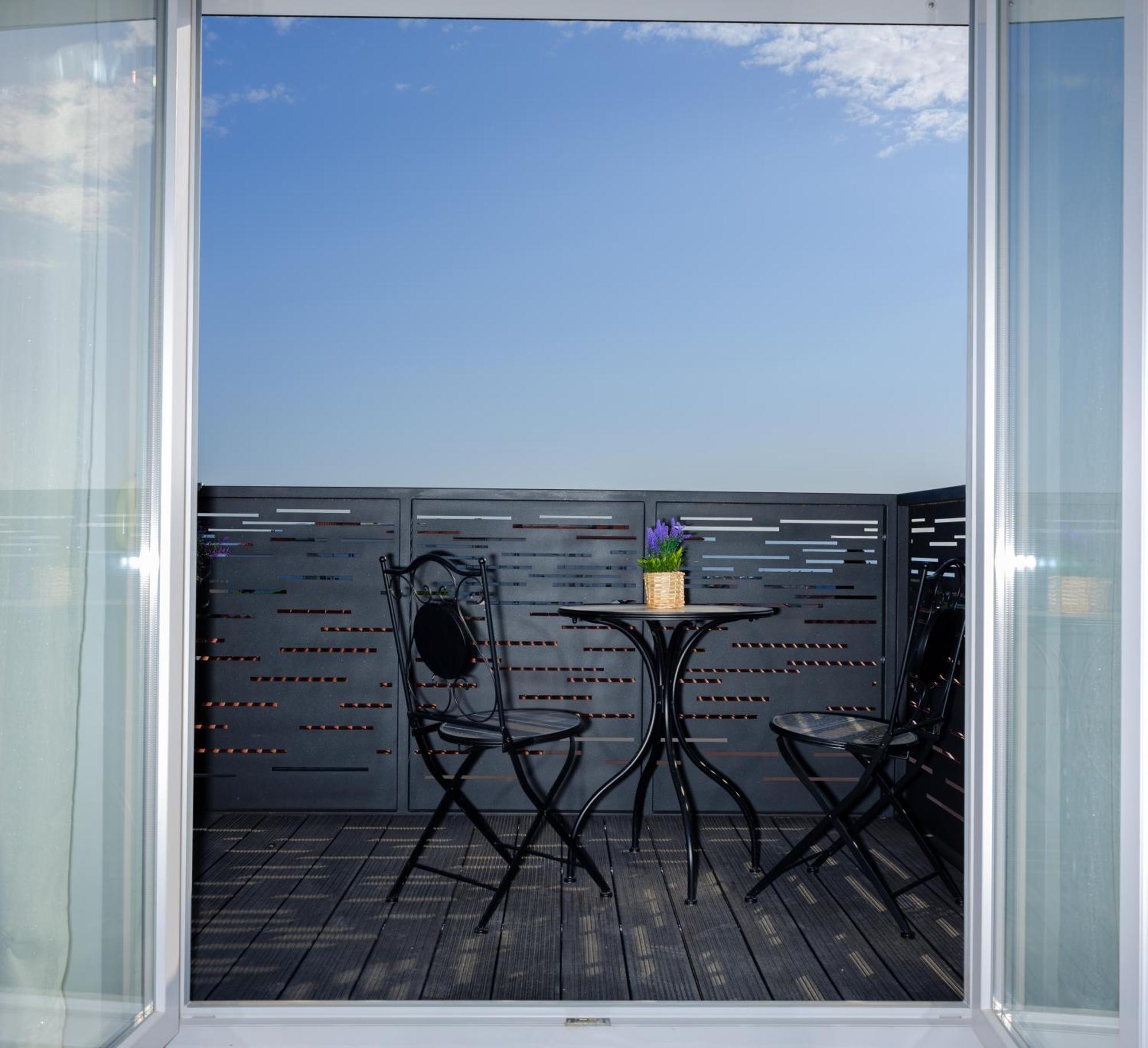 Seaview Apartments Roberta Zara Esterno foto